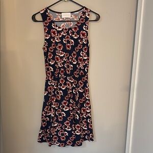 Like New Navy & Red French Grey Floral Dress - XS